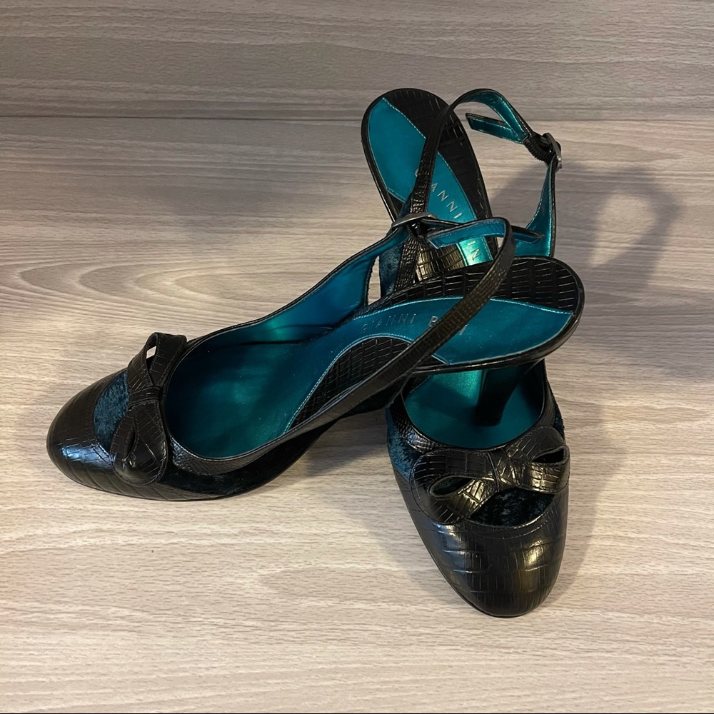 Gianni Bini Sz 9 Round Toe Black & Teal 3.5” Heels